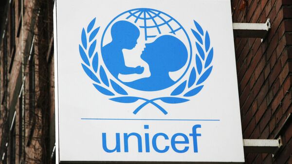 Logo de la UNICEF - Sputnik Mundo