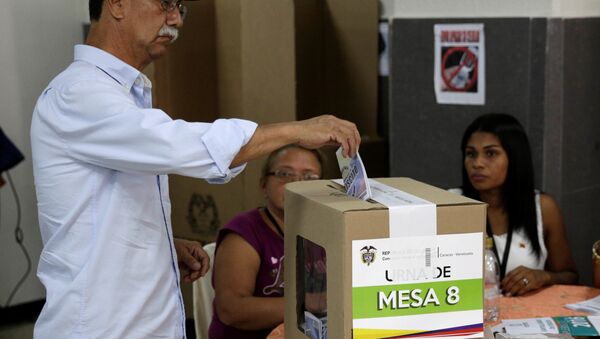 Votación de plebiscito en Colombia - Sputnik Mundo