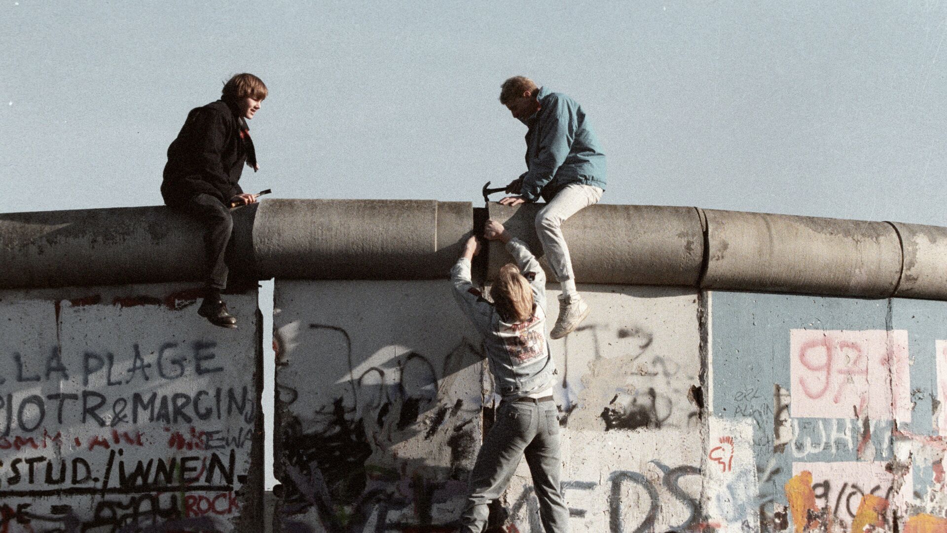 El muro de Berlín - Sputnik Mundo, 1920, 10.11.2022