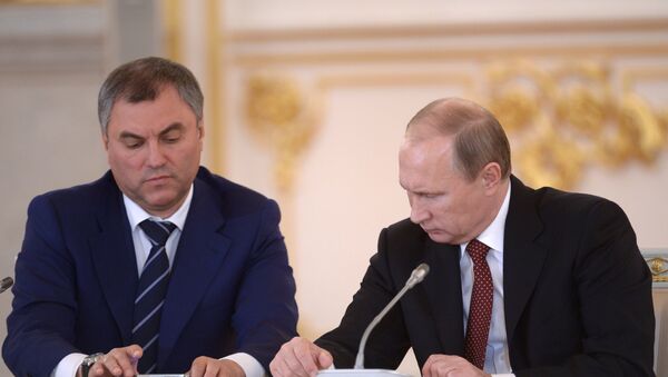Vladímir Putin y Vladislav Volodin - Sputnik Mundo