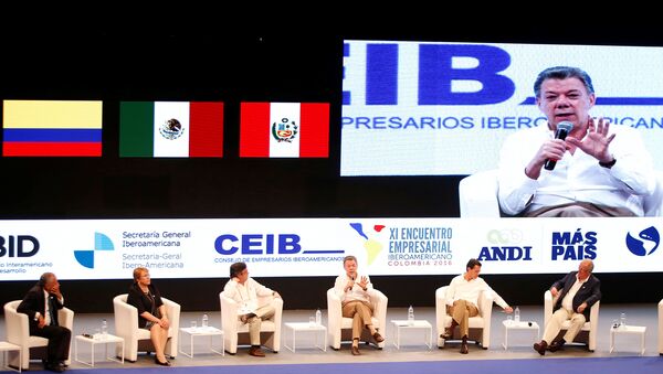 Juan Manuel Santos interviene en la XXV Cumbre Iberoamericana de Jefes de Estado y de Gobierno - Sputnik Mundo