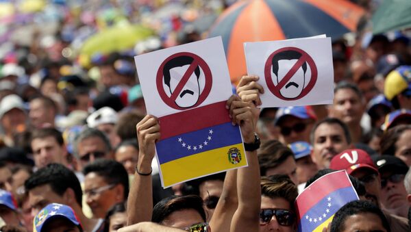 Protesta de oposición en Venezuela (archivo) - Sputnik Mundo
