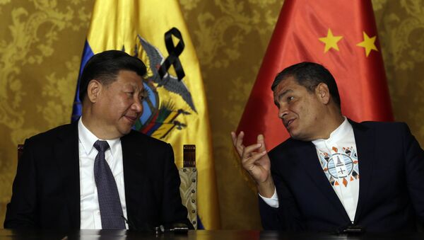 Presidente de China, Xi Jinping, y Rafael Correa, presidente de Ecuador - Sputnik Mundo