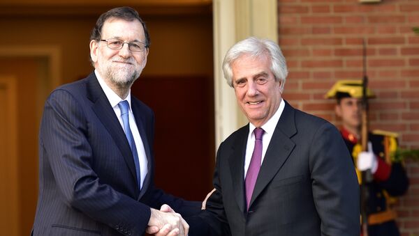 El presidente del Gobierno español, Mariano Rajoy, y el presidente de la República de Uruguay, Tabaré Vázquez - Sputnik Mundo