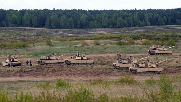 US troops with Abrams tanks. Poland (File) - Sputnik Mundo