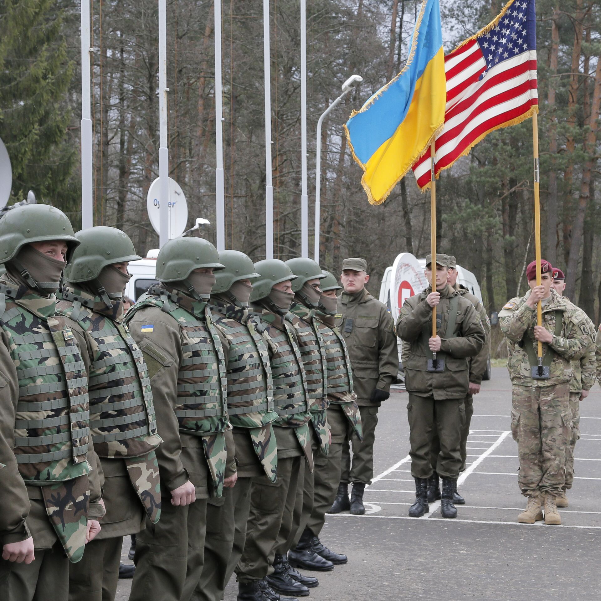 Отправят ли войско украине. Американские войска на Украине. Войска НАТО на Украине. Американские солдаты на Украине. Солдаты НАТО на Украине.