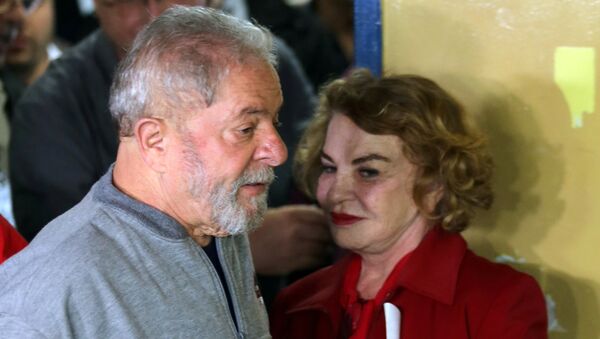 Luiz Inácio Lula da Silva y Marisa Letícia - Sputnik Mundo