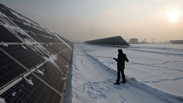 Открытие новой солнечной электростанции в Хакасии - Sputnik Mundo