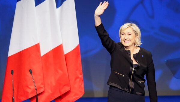 Candidata presidencial y líder del partido Frente Nacional, Marine Le Pen - Sputnik Mundo