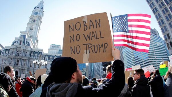 Protesta contra la política migratoria de Trump (archivo) - Sputnik Mundo