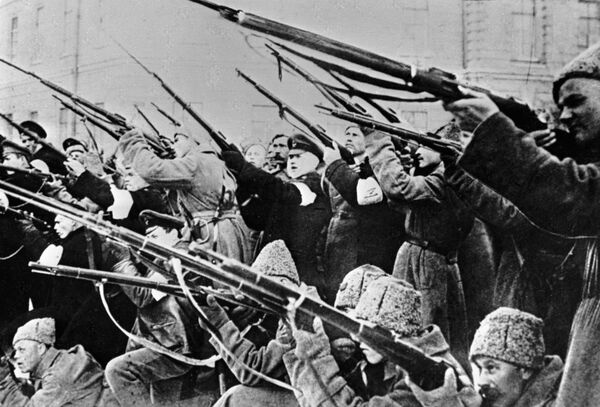 La revolución de febrero de 1917: ¿buenas intenciones, resultado trágico? La revolución de febrero de 1917: ¿buenas intenciones, resultado trágico? - Sputnik Mundo