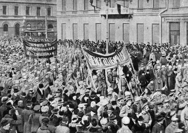 La revolución de febrero de 1917: ¿buenas intenciones, resultado trágico? La revolución de febrero de 1917: ¿buenas intenciones, resultado trágico? - Sputnik Mundo