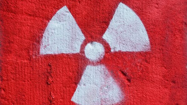 Señal de advertencia de la contaminación radiactiva - Sputnik Mundo
