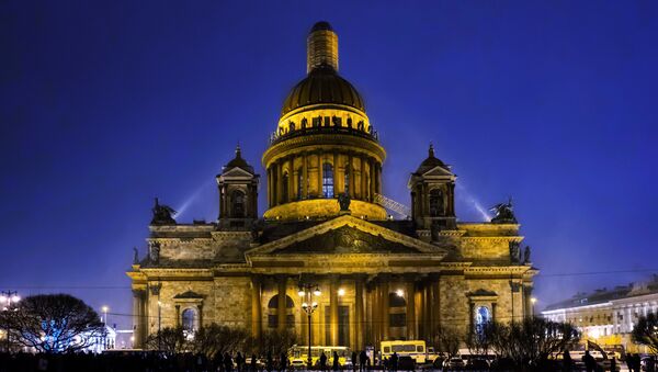 La catedral de San Isaac en San Petersburgo - Sputnik Mundo