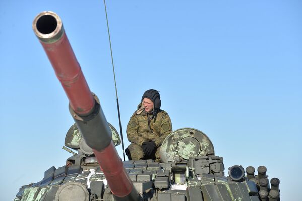 Etapas del biatlón de tanques en las regiones de Primorie y Voronezh - Sputnik Mundo