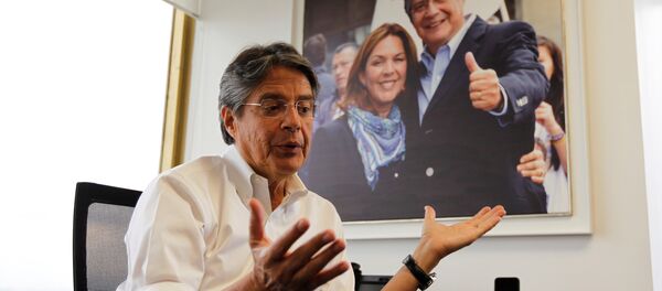 El exbanquero Guillermo Lasso El exbanquero Guillermo Lasso - Sputnik Mundo