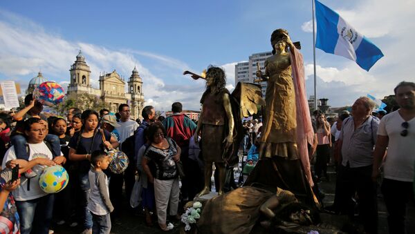 Manifestaciones en la Ciudad de Guatemala - Sputnik Mundo