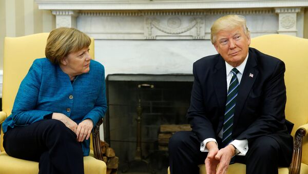Canciller de Alemania, Angela Merkel, y presidente de EEUU, Donald Trump - Sputnik Mundo