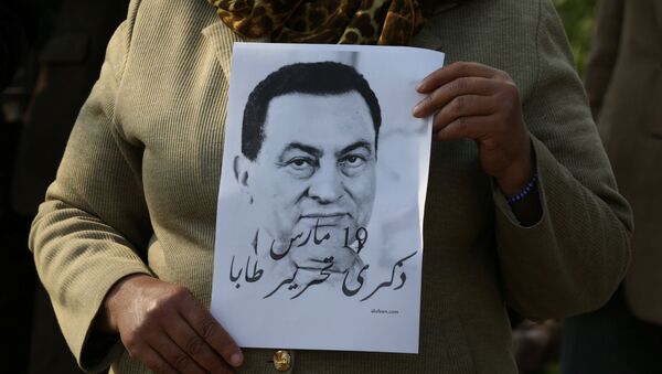 Retrato de Hosni Mubarak, el expresidente de Egipto - Sputnik Mundo