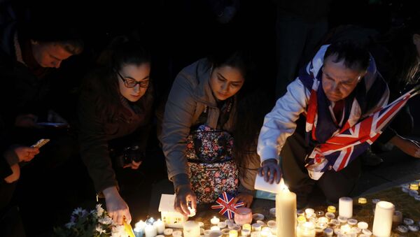 Homenaje a las víctimas del atentado en Londres - Sputnik Mundo