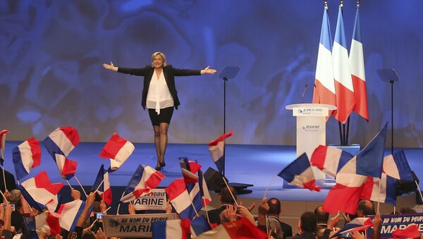 French Far-right leader presidential candidate Marine Le Pen - Sputnik Mundo