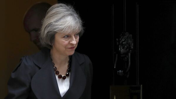 Theresa May, primera ministra británica - Sputnik Mundo