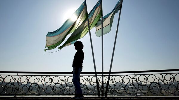 Las banderas de Uzbekistán (archivo) - Sputnik Mundo