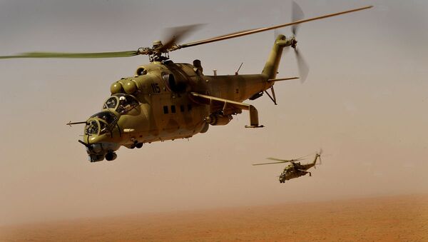 Afghan Air Corps Mi-35 helicopters - Sputnik Mundo