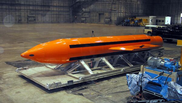 Bomba GBU-43/B (Archivo) - Sputnik Mundo