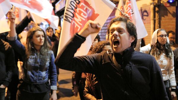 La protesta contra los resultados de referéndum en Turquía - Sputnik Mundo