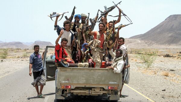 Los partidarios yemeníes de la coalición liderada por Arabia Saudí (archivo) - Sputnik Mundo