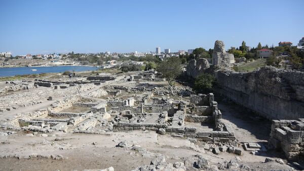 Ruinas de una antigua ciudad en Crimea - Sputnik Mundo