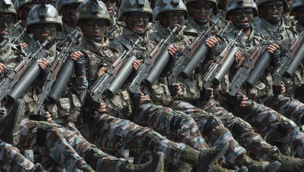 Fuerzas especiales norcoreanas durante un desfile en Pyongyang - Sputnik Mundo