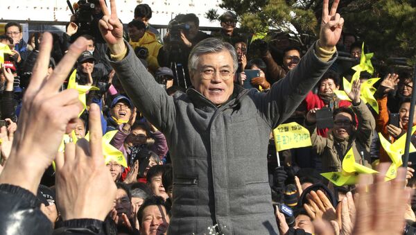 Moon Jae-in, candidato del Partido Demócrata a la presidencia surcoreana - Sputnik Mundo