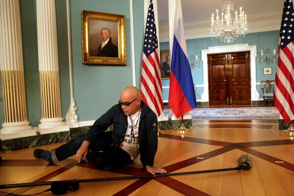 Las polémicas fotos rusas de la visita de Lavrov a EEUU - Sputnik Mundo