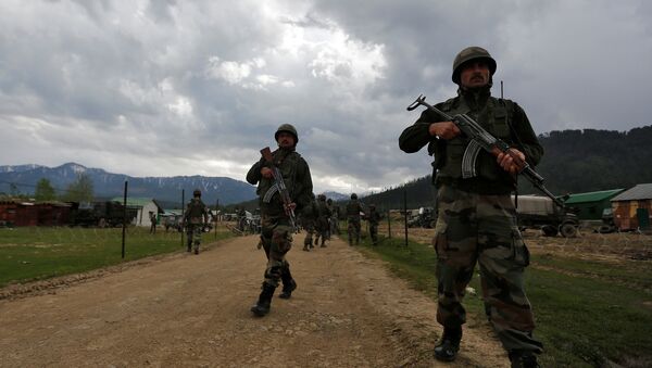 Soldados de la India en Cachemira (archivo) - Sputnik Mundo
