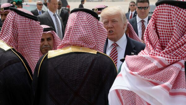 El presidente estadounidense, Donald Trump, durante su visita a Arabia Saudí - Sputnik Mundo