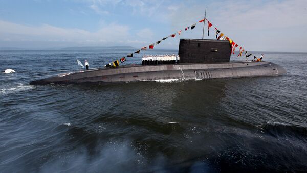 El submarino de la clase Varshavianka - Sputnik Mundo