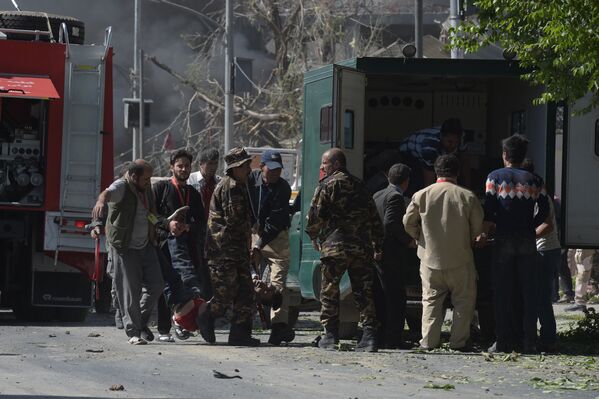 Un atentado sangriento en el barrio diplomático de Kabul - Sputnik Mundo
