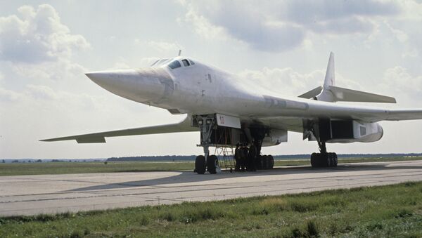 El bombardero soviético Tu-160 - Sputnik Mundo