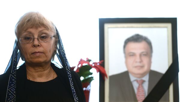 Marina Kárlova, viuda del embajador ruso asesinado en Turquía, Andréi Kárlov - Sputnik Mundo