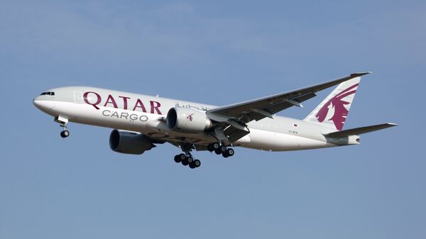 Un avión de Qatar Airways - Sputnik Mundo