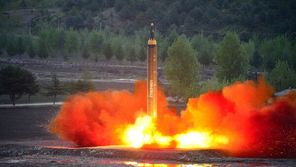 Lanzamiento de misiles balísticos, Corea del Norte - Sputnik Mundo