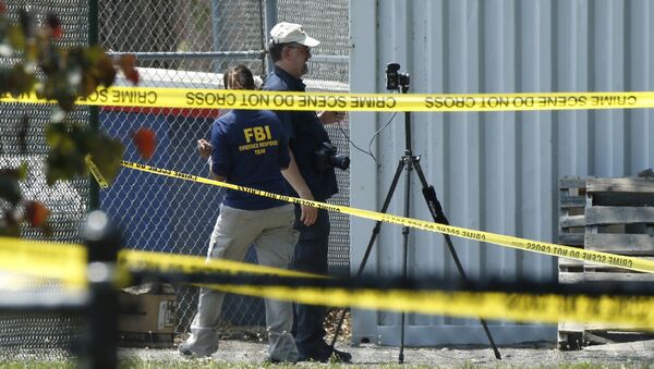 Agentes del FBI en el lugar del tiroteo en Virginia - Sputnik Mundo