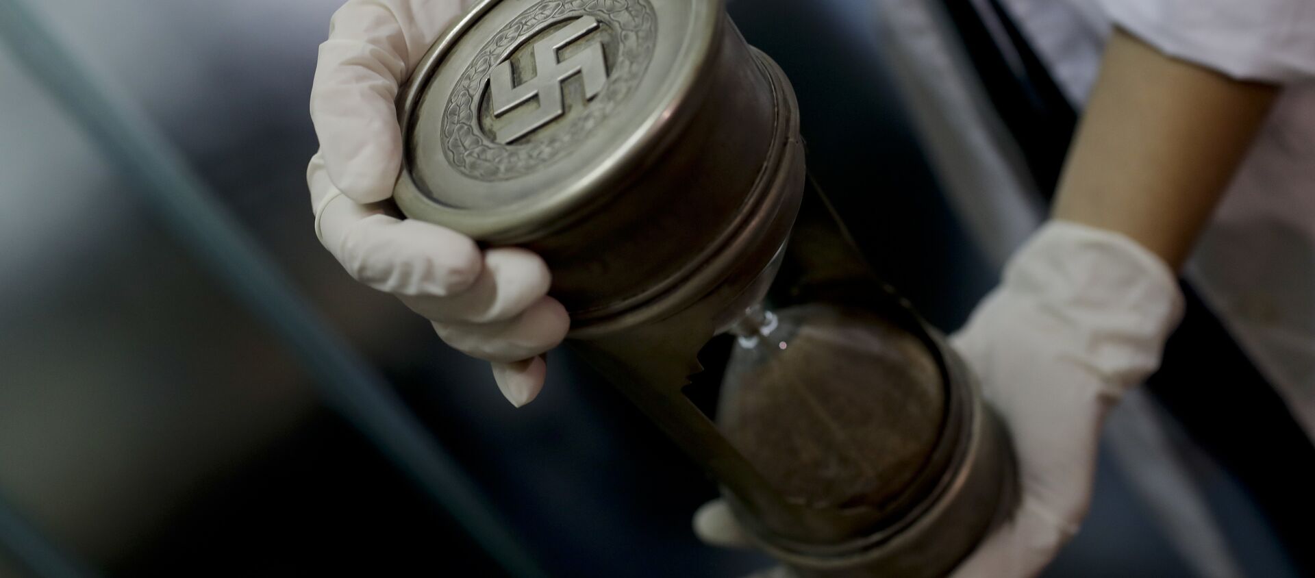 Artefactos con simbología nazi encontrados en Argentina en junio de 2017 - Sputnik Mundo, 1920, 07.05.2019