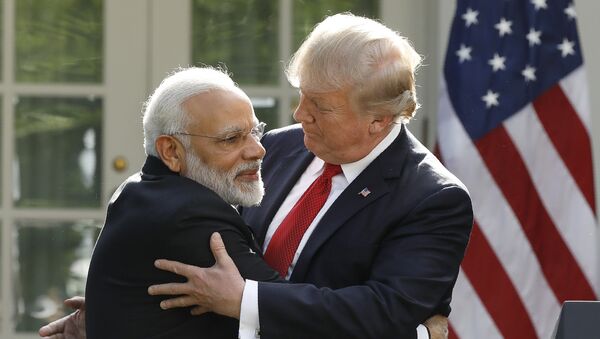 Primer ministro de la India, Narendra Modi, y presidente de EEUU, Donald Trump - Sputnik Mundo