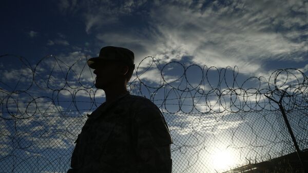 Soldado estadounidense en Guantánamo - Sputnik Mundo