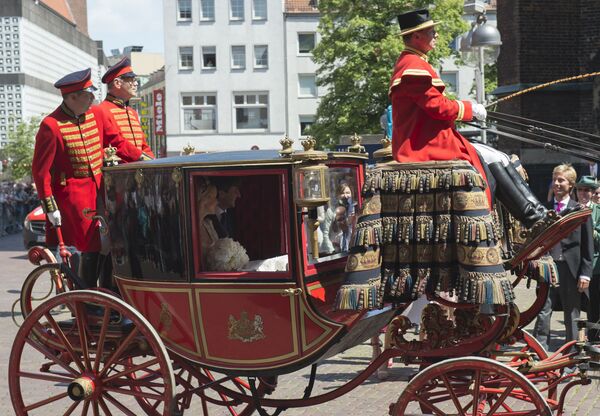 El príncipe heredero de Hannover Ernesto Augusto y su esposa Ekaterina Málisheva El príncipe heredero de Hannover Ernesto Augusto y su esposa Ekaterina Málisheva - Sputnik Mundo