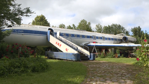 El antiguo avión soviético Tu-134 - Sputnik Mundo