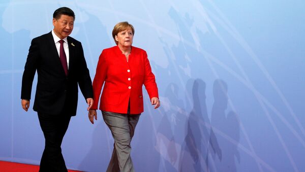 Presidente de China, Xi Jinping, la canciller de Alemania, Angela Merkel - Sputnik Mundo